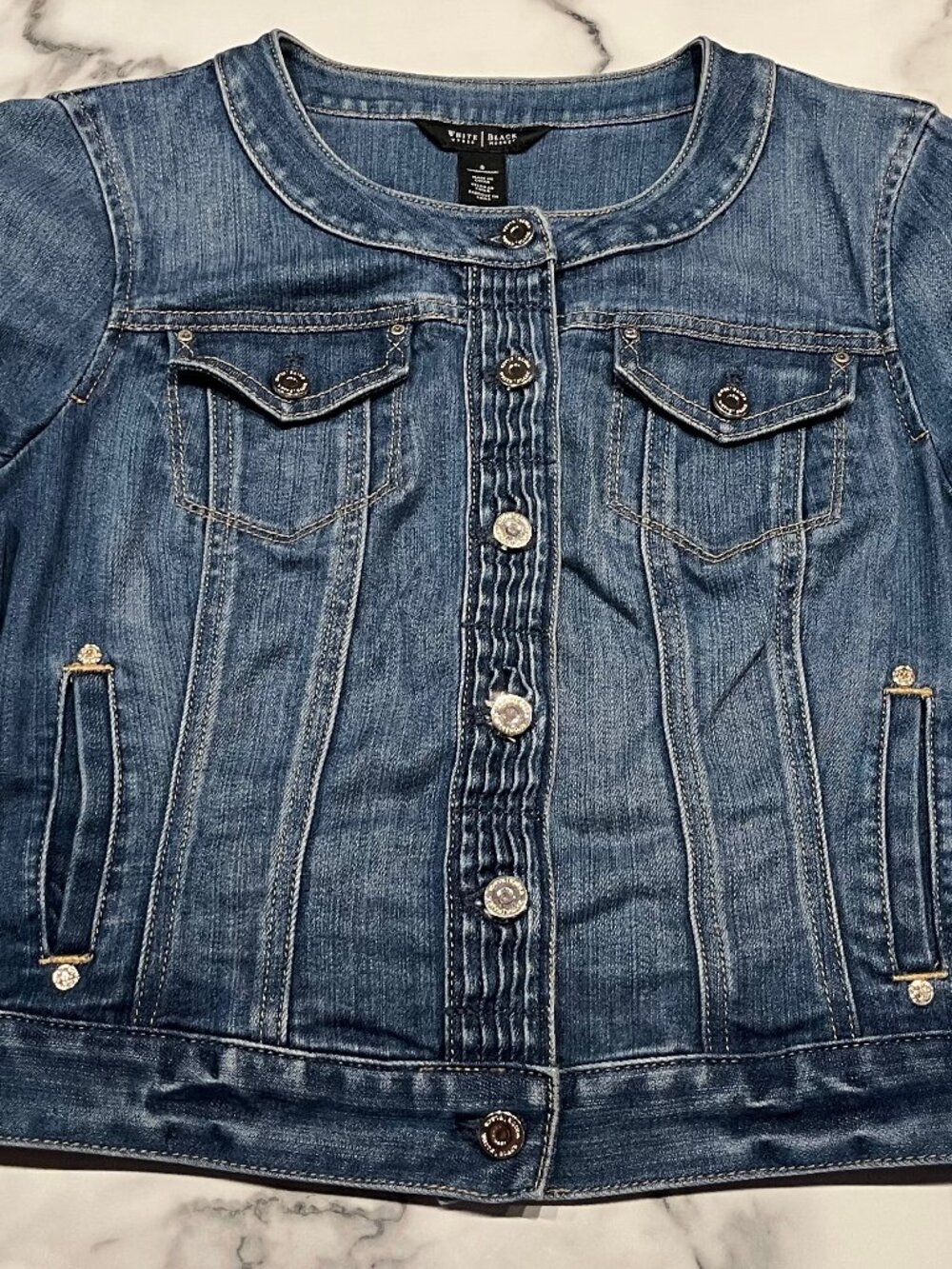 White House Black Market Collarless Pleated Denim Jacket Medium Wash - 8